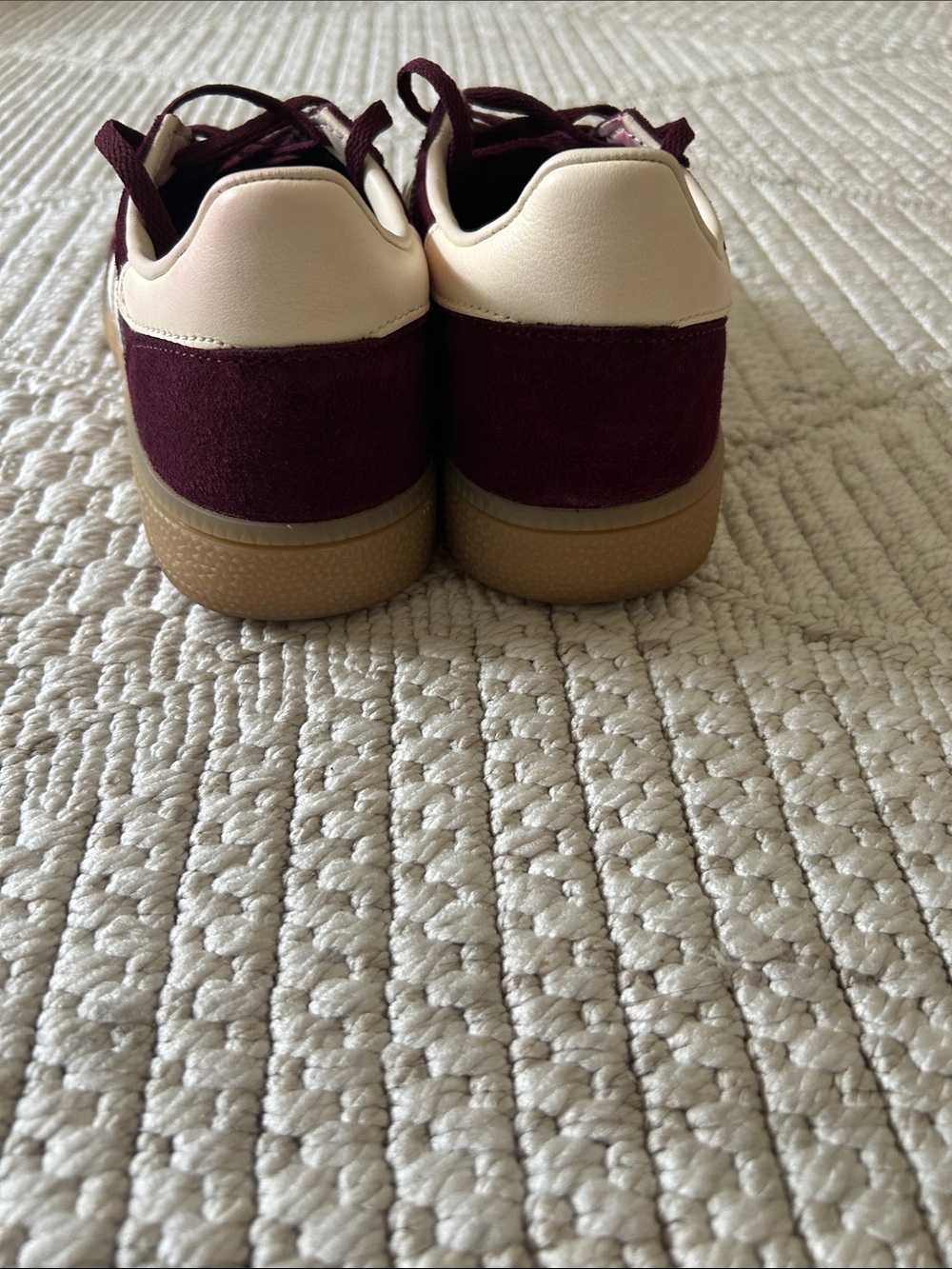 Sneakers - Picture 3 of 5